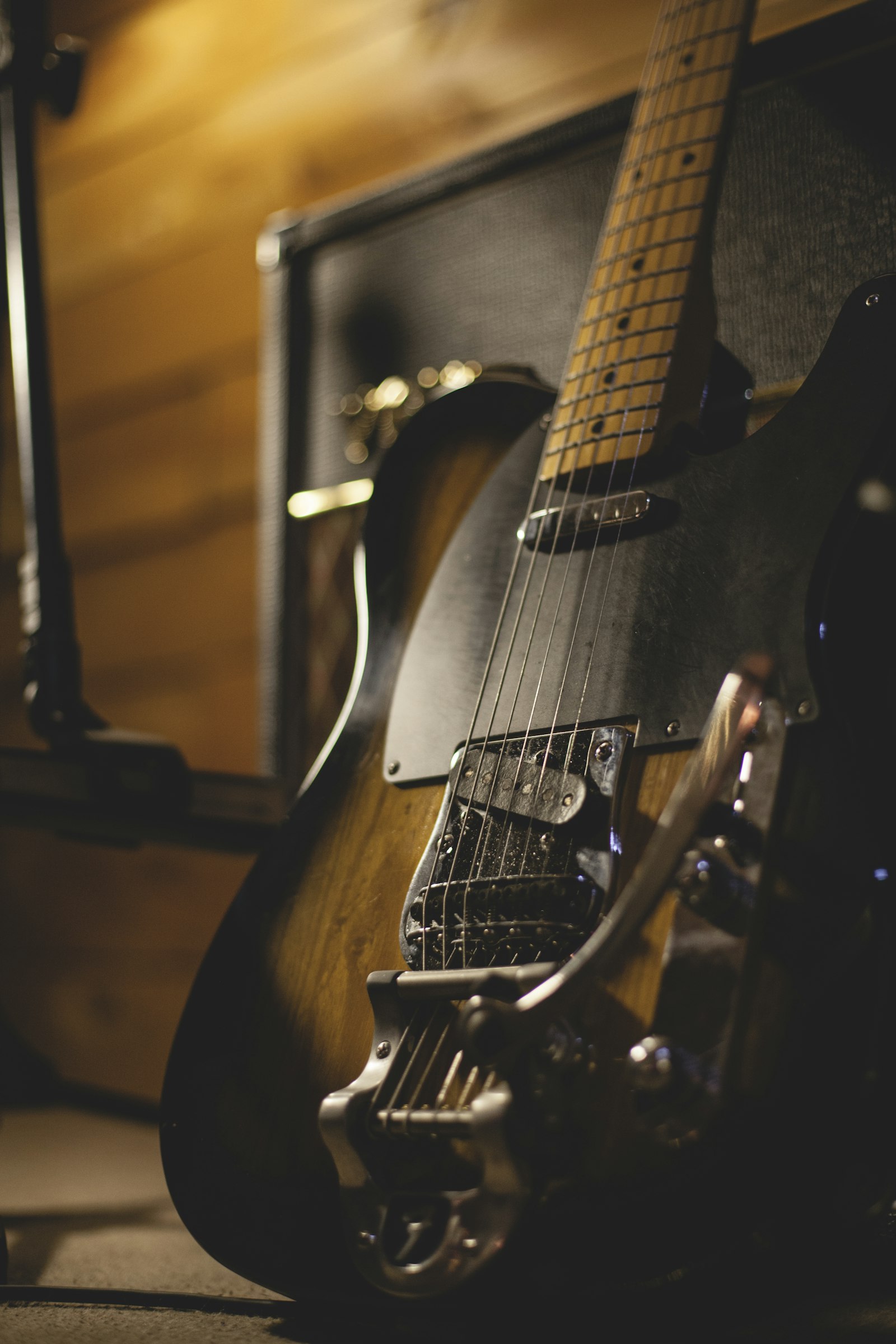 Lead guitar